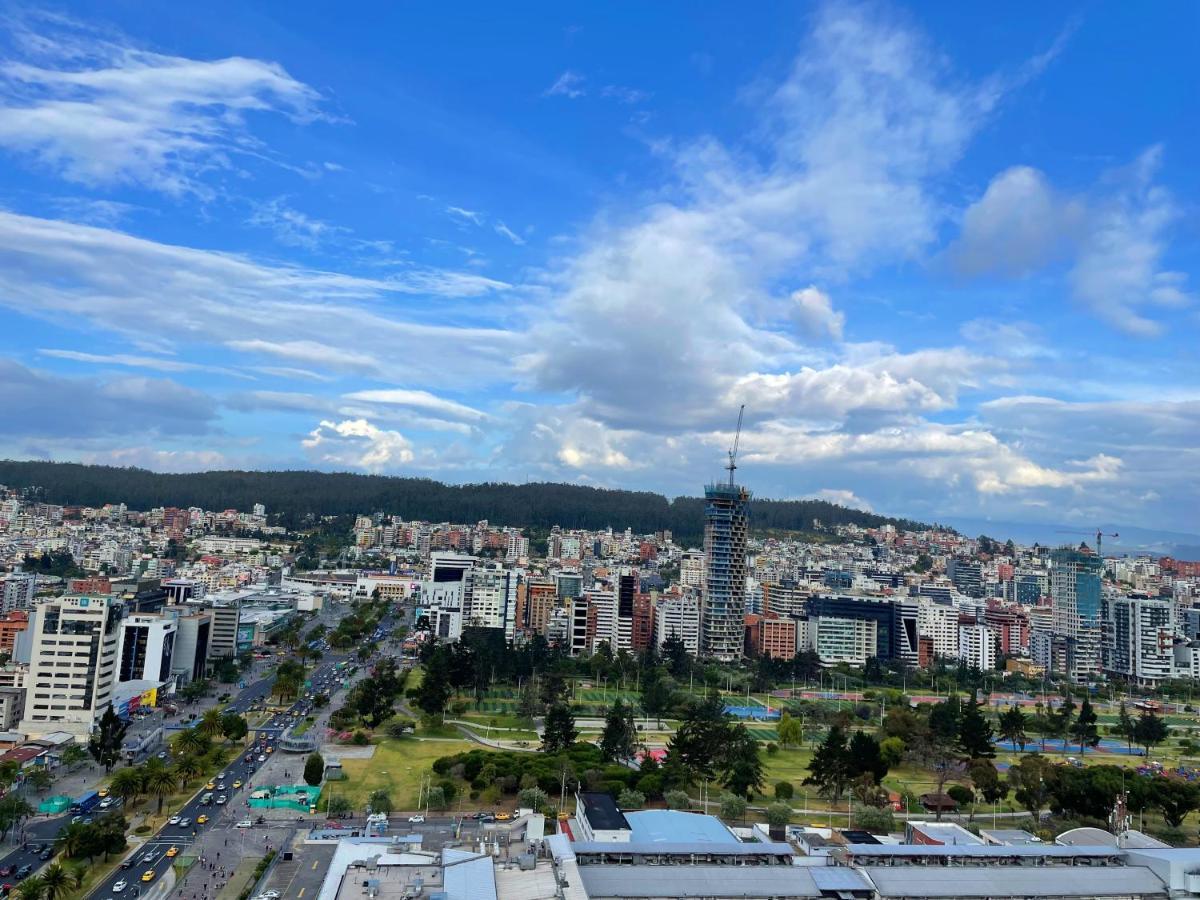 Nueva Suite-Piso 21 Vista La Carolina @One Quito Exterior photo